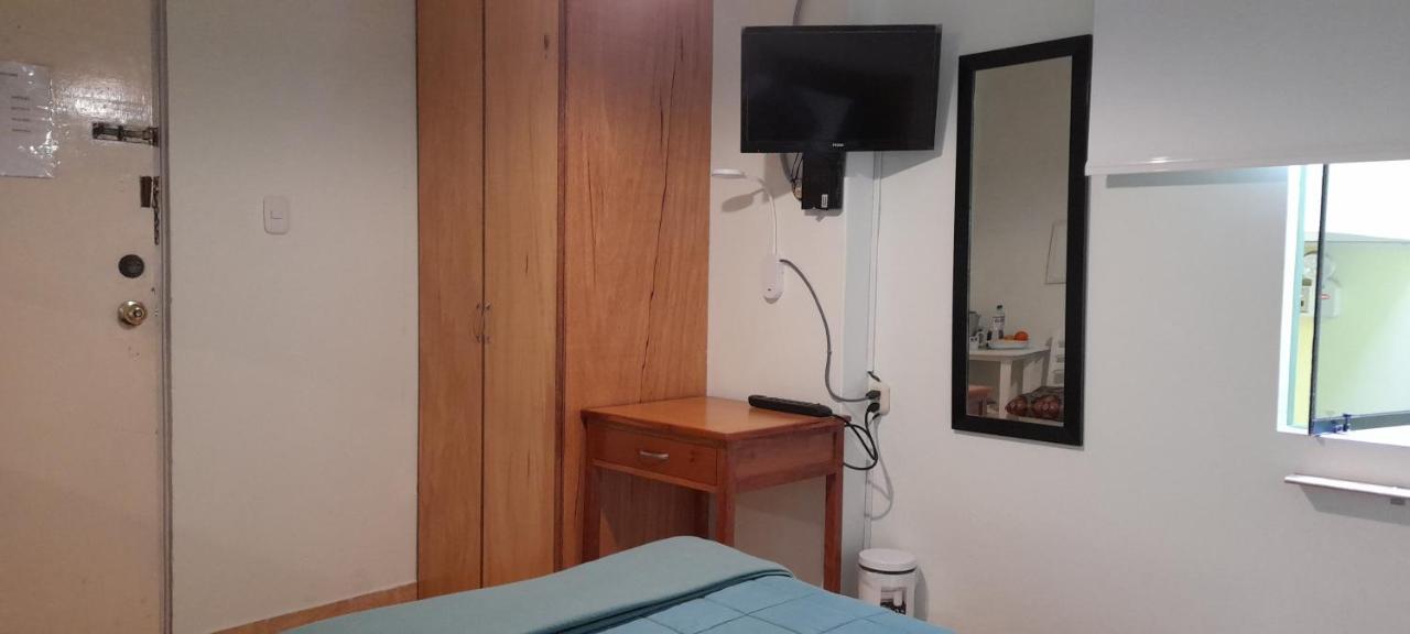 לימה Hospedaje De Lidia מראה חיצוני תמונה